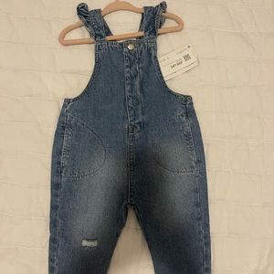 NEW! Zara Ruffled Distressed Overalls (9-12 months)
